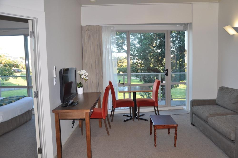 Vr Takapuna Όκλαντ Εξωτερικό φωτογραφία A typical one-bedroom apartment at the hotel