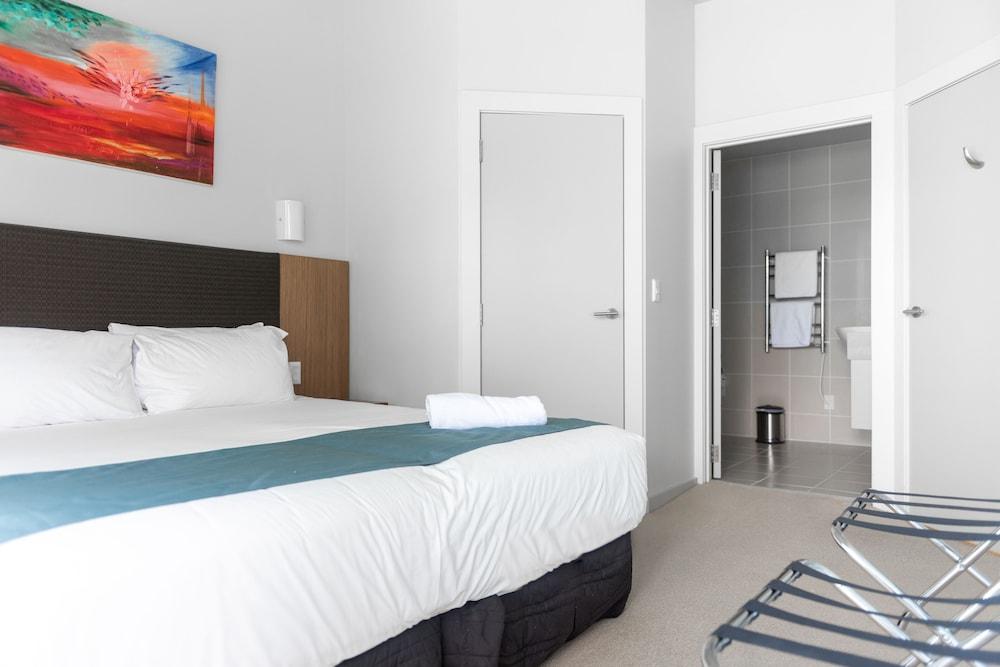 Vr Takapuna Όκλαντ Εξωτερικό φωτογραφία A bedroom at the Mantra on Lake
