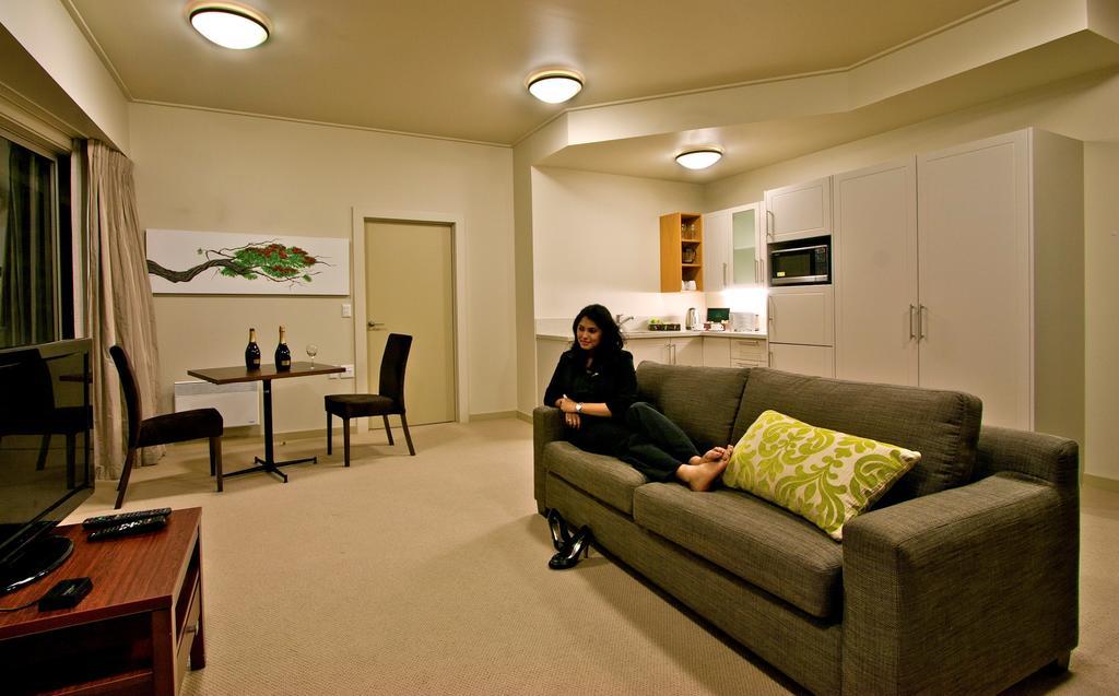 Vr Takapuna Όκλαντ Εξωτερικό φωτογραφία A student apartment at the University of Western Australia