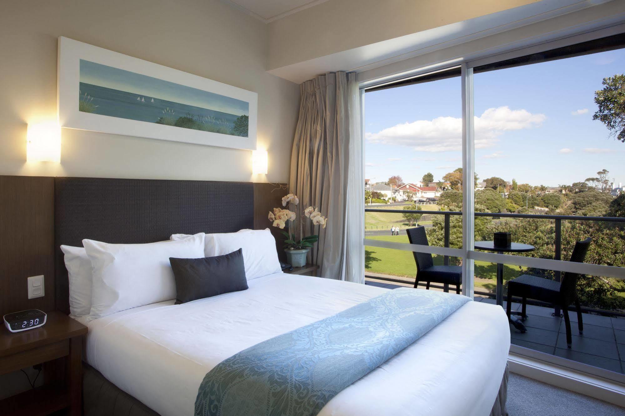 Vr Takapuna Όκλαντ Εξωτερικό φωτογραφία A typical hotel room